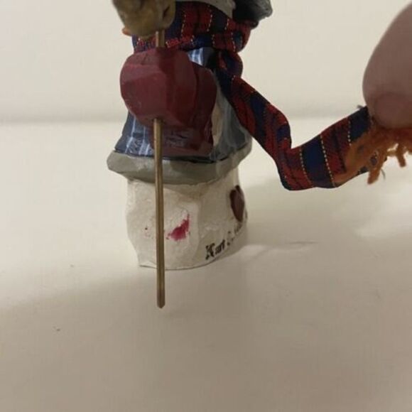 Kurt Adler Santa's World Snowtown Holiday Snowman Figurine with Noel Sign J8898 - Picture 4 of 10